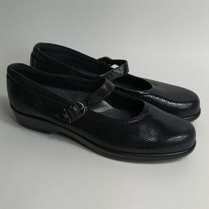 SAS Black Snake Mary Jane Shoes 8.5 N - EUC Tripad